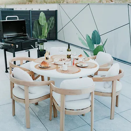 Διαμέρισμα Sunset Waves Boutique Τρογκίρ