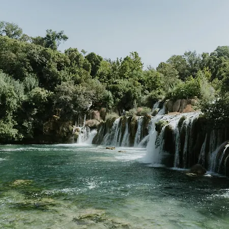 Sunset Waves Boutique *