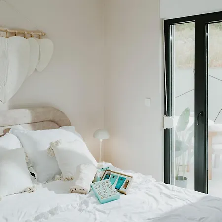 Sunset Waves Boutique Apartment *