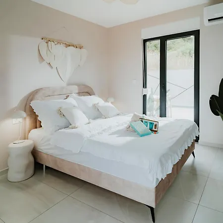 Sunset Waves Boutique Apartment Trogir